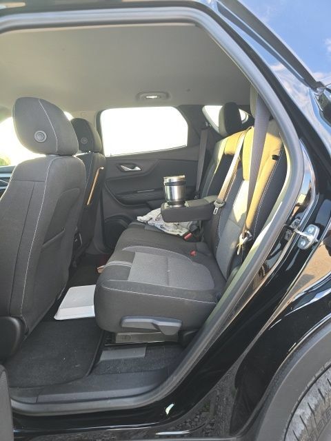 Used 2025 Chevrolet Blazer LT w/ Driver Confidence Package FWD image 6