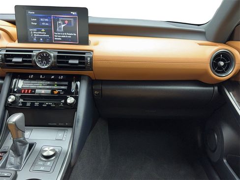 Used 2025 Lexus IS 350 F Sport image 19