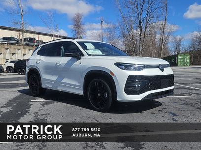 New 2026 Volkswagen Tiguan SE R-Line