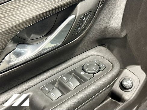 Used 2024 GMC Terrain SLE w/ Driver Convenience Package AWD/4WD image 19