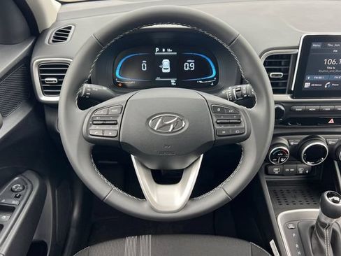 New 2026 Hyundai Venue SEL FWD image 13