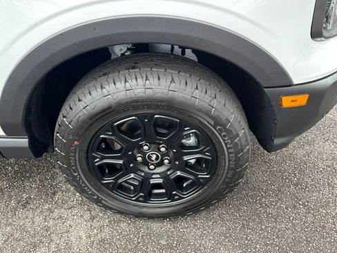 New 2025 Ford Bronco Sport Badlands image 12