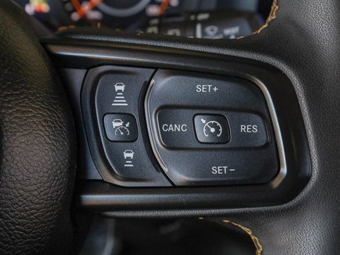 Used 2024 Jeep Wrangler Willys image 24