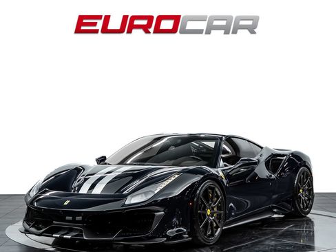Used 2019 Ferrari 488 Pista Coupe RWD image 1