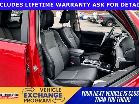 Used 2022 Toyota 4Runner SR5 Premium image 7