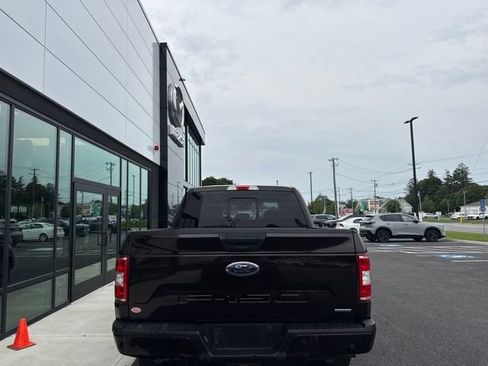 Used 2019 Ford F150 XLT w/ Equipment Group 302A Luxury AWD/4WD image 4