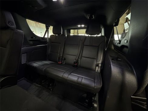 Certified 2023 Chevrolet Suburban RST image 25