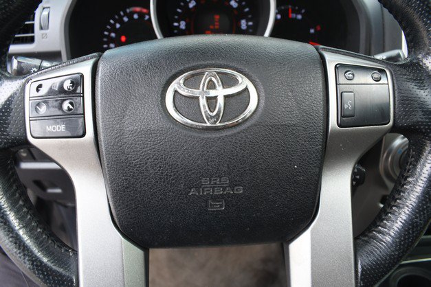 Used 2010 Toyota 4Runner Limited AWD/4WD image 31