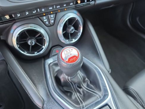 Used 2016 Chevrolet Camaro SS RWD image 16