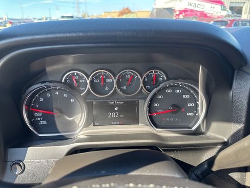 Used 2022 Chevrolet Silverado 1500 LT image 16