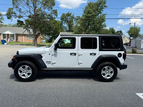 Used 2021 Jeep Wrangler Unlimited Sport AWD/4WD image 4