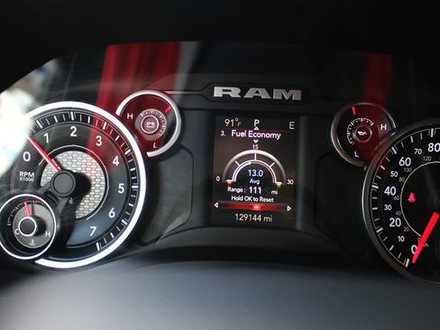 Used 2019 RAM 1500 Big Horn AWD/4WD image 23