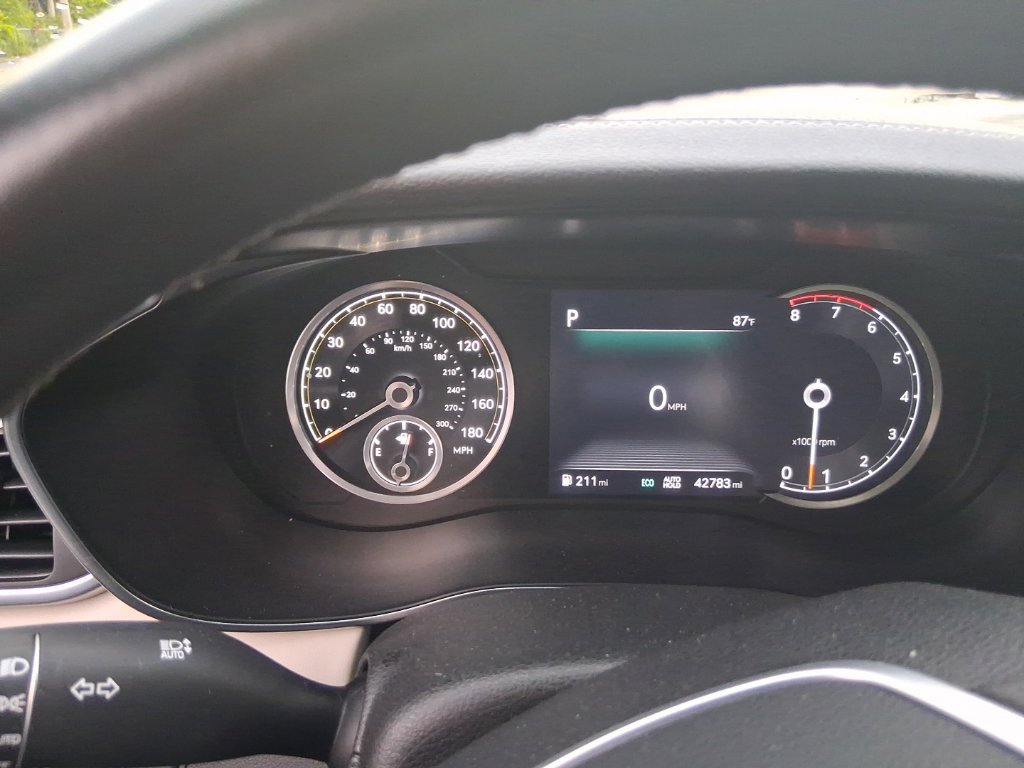 Used 2023 Genesis G70 3.3T w/ Sport Prestige Package AWD/4WD image 9