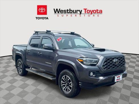Certified 2022 Toyota Tacoma TRD Sport w/ Technology Package AWD/4WD image 1