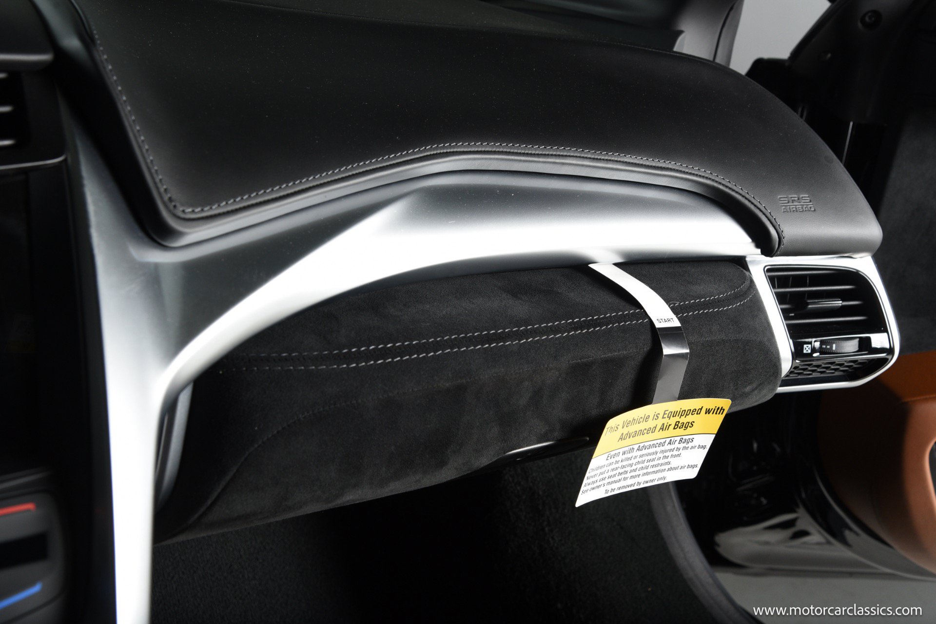 Used 2018 Acura NSX AWD/4WD image 31