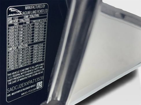 Used 2023 Jaguar F-PACE S image 57