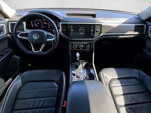 Used 2021 Volkswagen Atlas SEL Premium AWD/4WD image 15
