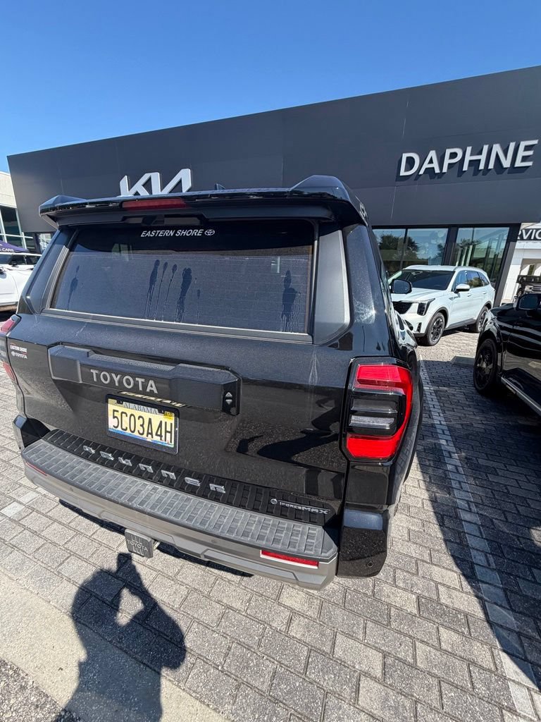 Used 2025 Toyota 4Runner Limited AWD/4WD image 9
