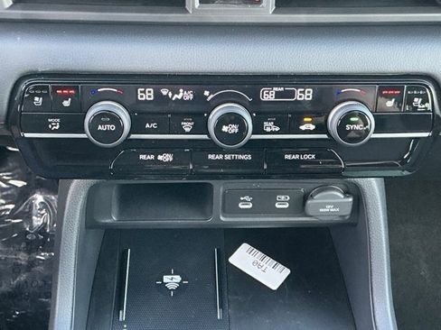 New 2026 Honda Pilot Black Edition image 16