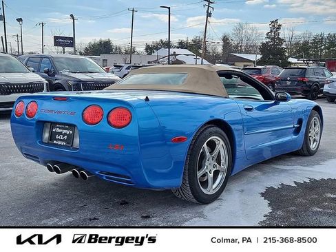 Used 2000 Chevrolet Corvette Convertible w/ Performance Handling Pkg image 5
