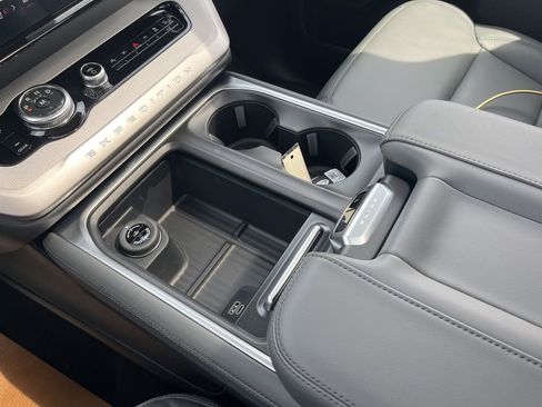 New 2026 Ford Expedition Max Active image 21