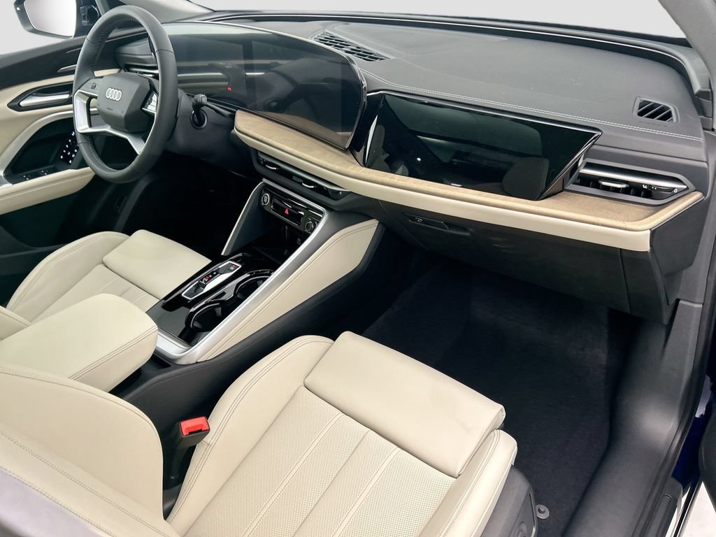 Used 2026 Audi Q5 Premium Plus AWD/4WD image 16