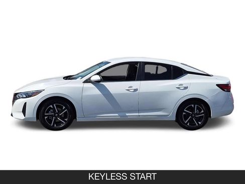 Used 2024 Nissan Sentra SV FWD image 5