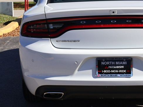 Used 2022 Dodge Charger SXT image 12