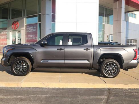 New 2026 Toyota Tundra Platinum image 5