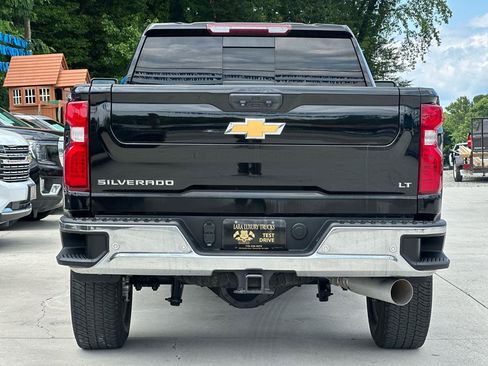 Used 2022 Chevrolet Silverado 2500 LT w/ Texas Edition AWD/4WD image 5