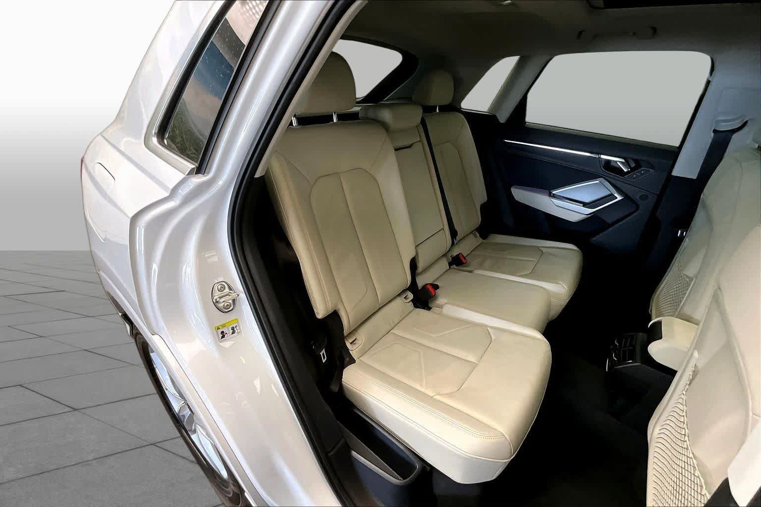 Used 2022 Audi Q3 2.0T Premium Plus w/ Premium Plus Package AWD/4WD image 20