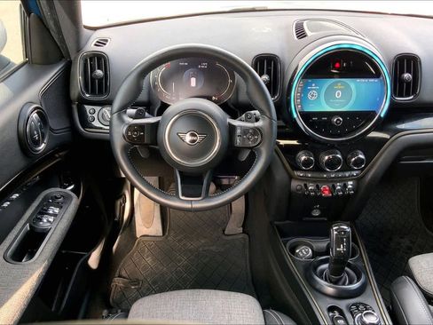 Used 2022 MINI Cooper Countryman S w/ Premium Package image 5