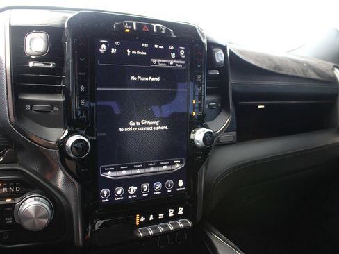 Used 2019 RAM 1500 Limited AWD/4WD image 19