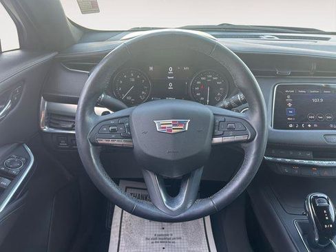 Used 2021 Cadillac XT4 Premium Luxury AWD/4WD image 12