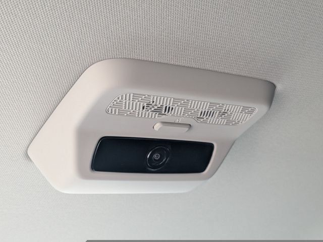 New 2026 Kia Carnival EX FWD image 21