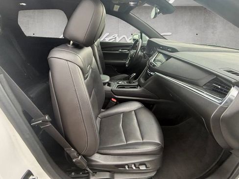 Used 2020 Cadillac XT5 Premium Luxury FWD image 24