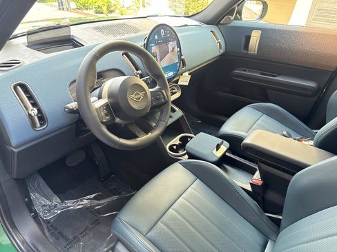 Certified 2025 MINI Cooper Countryman S w/ Comfort Package Max AWD/4WD image 12
