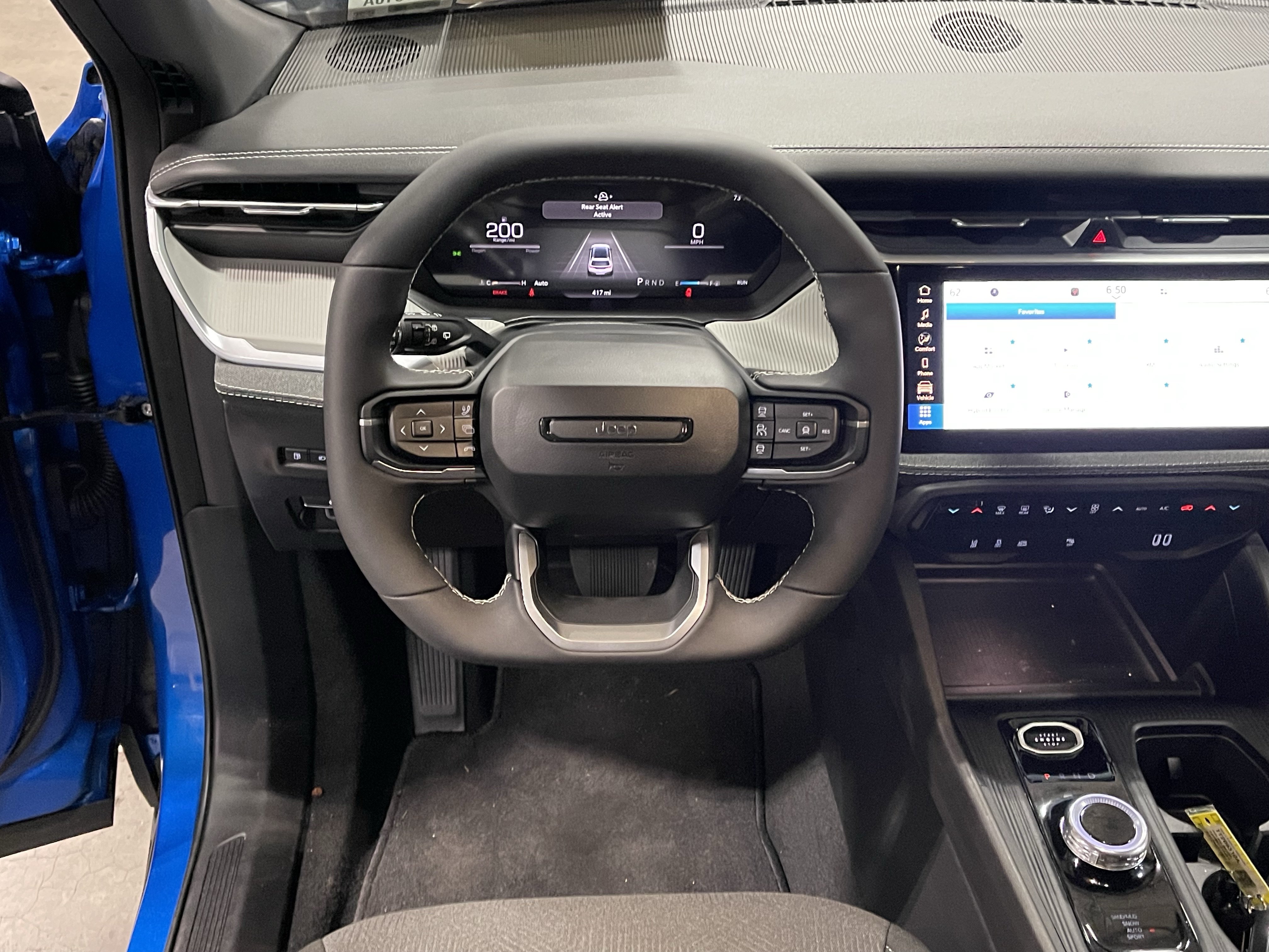 Certified 2026 Jeep Cherokee Laredo AWD/4WD image 13
