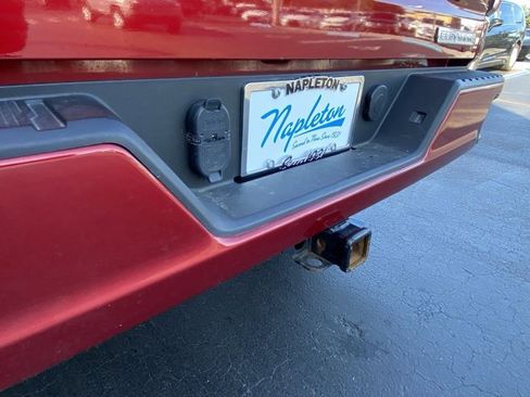 Used 2024 GMC Sierra 1500 Elevation image 24