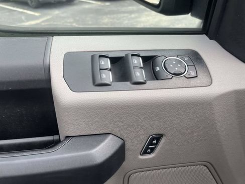 Certified 2018 Ford F150 XL w/ Equipment Group 101A Mid RWD image 18