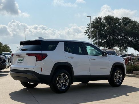 Used 2026 GMC Terrain Elevation FWD image 4
