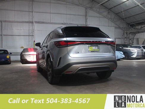 Used 2025 Lexus RX 350h w/ Convenience Package image 17