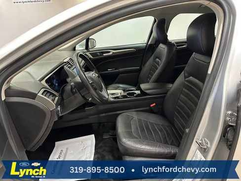 Used 2013 Ford Fusion SE image 4