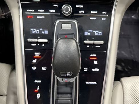 Used 2017 Porsche Panamera 4S AWD/4WD image 25