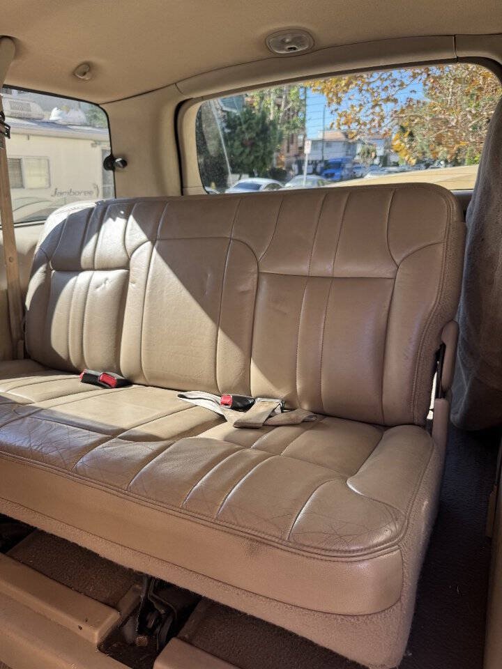 Used 2000 Ford Excursion XLT RWD image 17