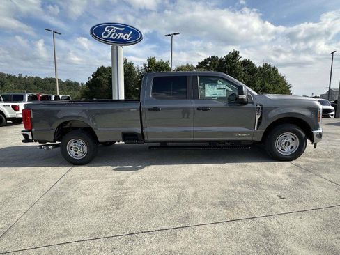 New 2026 Ford F350 XL w/ XL Driver Assist Package RWD image 8