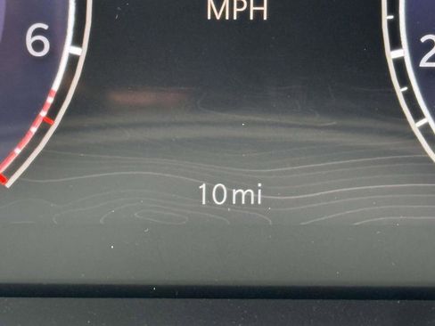 New 2025 Jeep Grand Cherokee Altitude AWD/4WD image 25