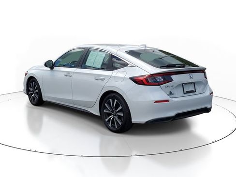 Used 2024 Honda Civic EX-L image 3