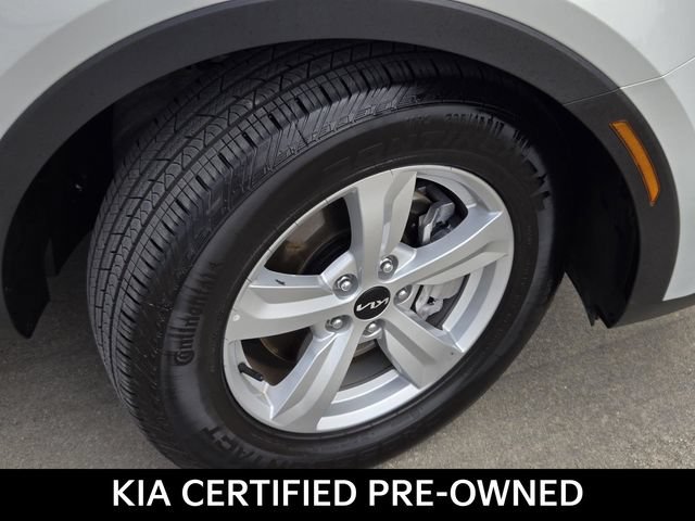 Certified 2026 Kia Sorento LX FWD image 6