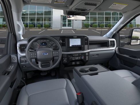New 2026 Ford F350 XL w/ XL Chrome Package AWD/4WD image 9
